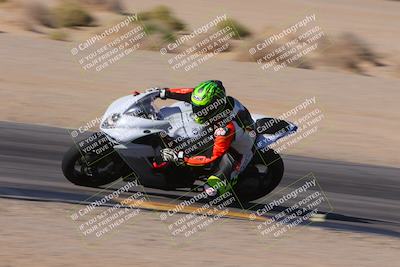 media/Dec-10-2023-SoCal Trackdays (Sun) [[0ce70f5433]]/Turn 9 Inside Set 2 (1115am)/